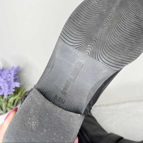 Gentle Souls by Kenneth Cole 3 Buckle Mid-Calf Black Leather Boots in Size 8.5 - Picture 4 of 10